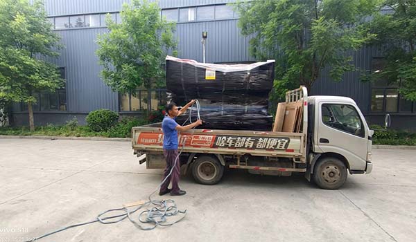 1 Unit of Self-Propelled Scissor Lift Shipped to Venezuela